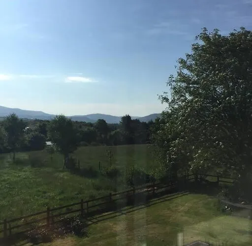 Farm House. * Killarney